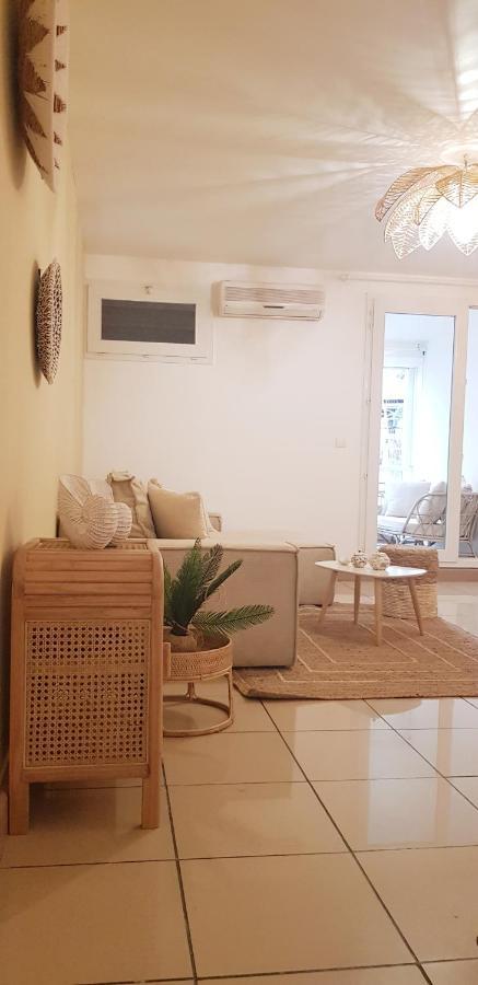 Palmae De Boucan Canot T2 St-Gilles A 200M De La Plage Сен-Жиль-ле-Бэн Экстерьер фото